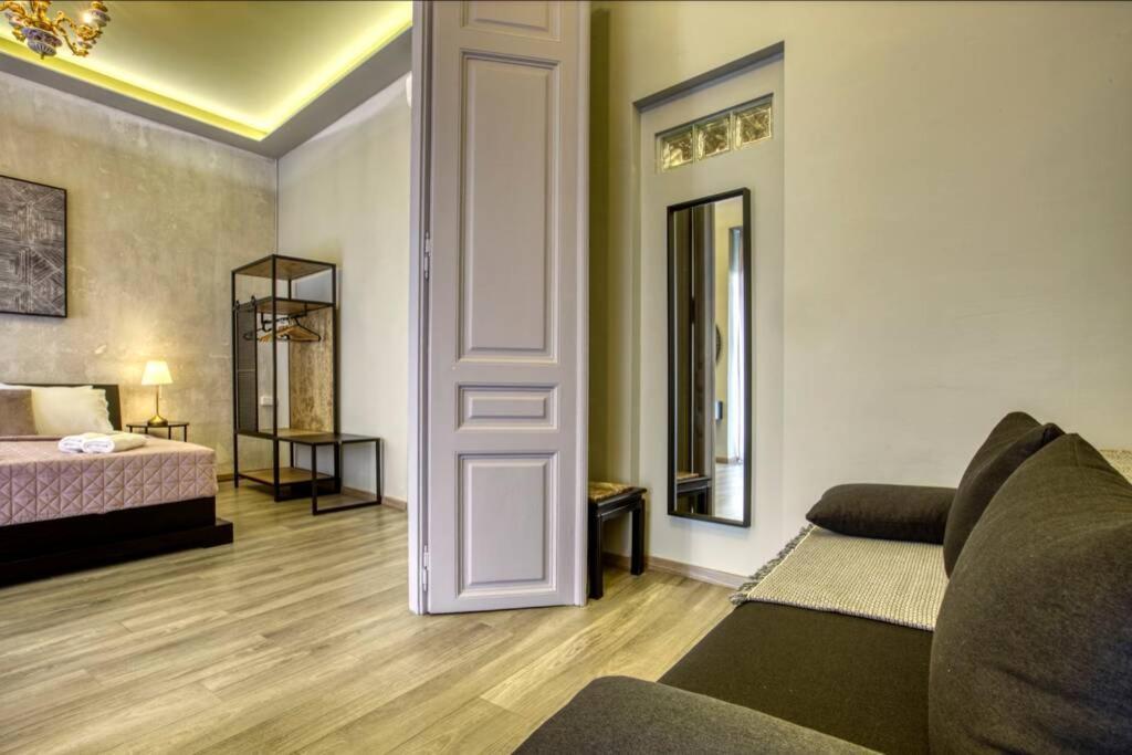 Plaka Filotheis House B Daire Atina Dış mekan fotoğraf